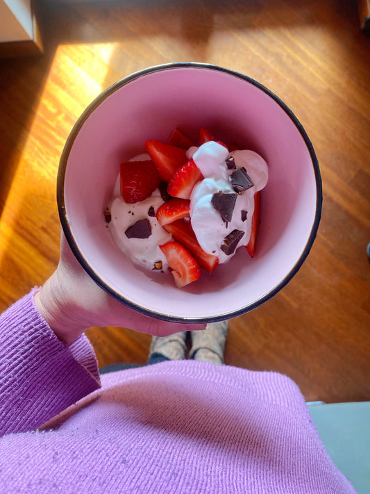 Aromi in cucina: come trasformare una semplice bowl in un’esperienza aromatica 🍓