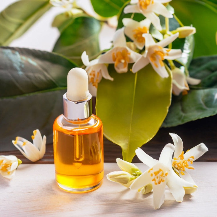 Oli Essenziali con Note Floreali e Erbacee - Aromapoetica