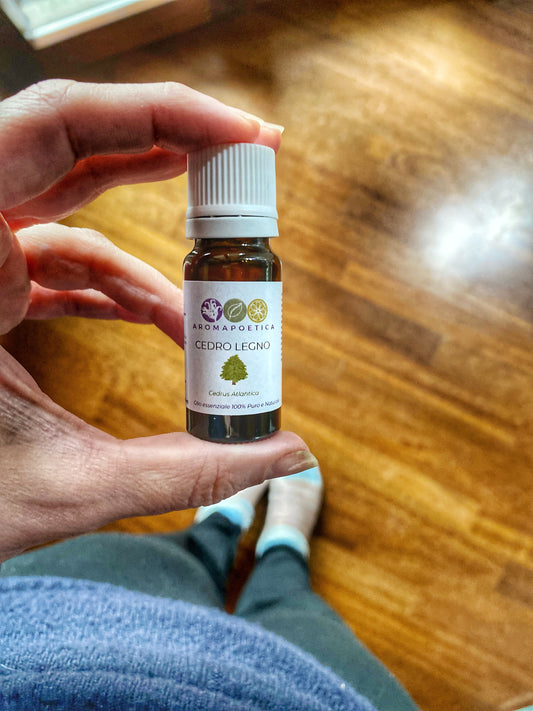 Olio Essenziale di Legno di Cedro
